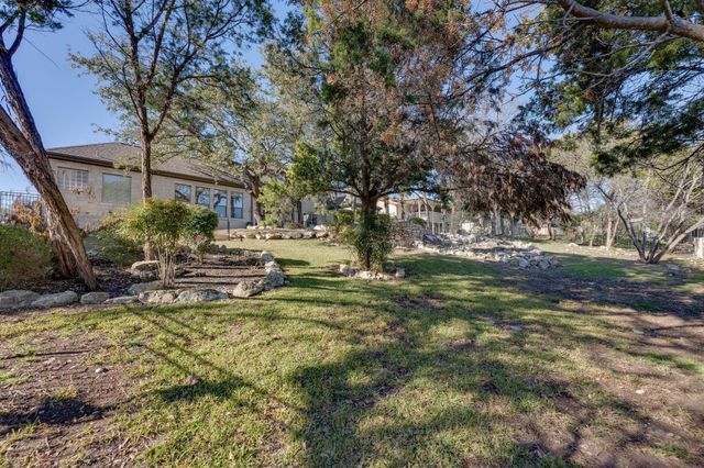 132 Lakeway DR, Lakeway, TX 78734