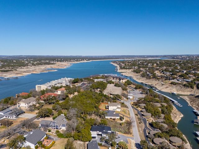 132 Lakeway DR, Lakeway, TX 78734