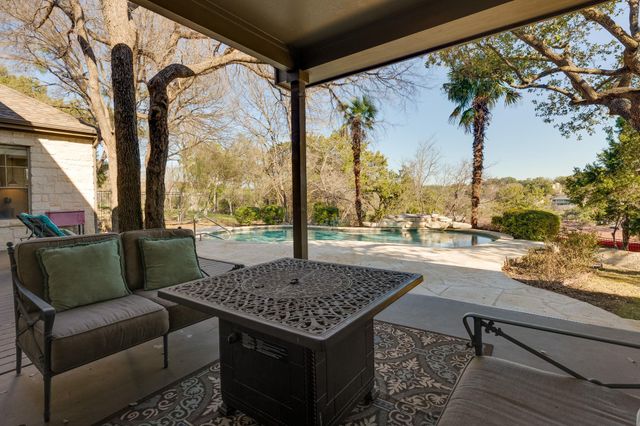 132 Lakeway DR, Lakeway, TX 78734