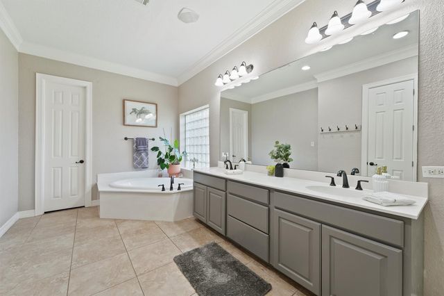 3100 Richard Lane, Friendswood, TX 77546
