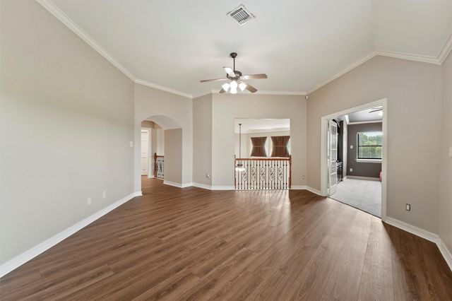 3100 Richard Lane, Friendswood, TX 77546
