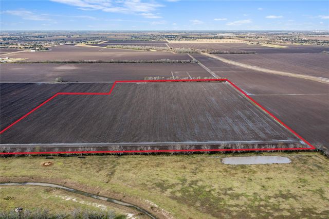 000 Reeh Rd, Needville, TX 77461