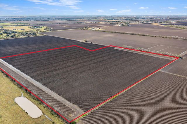 000 Reeh Rd, Needville, TX 77461