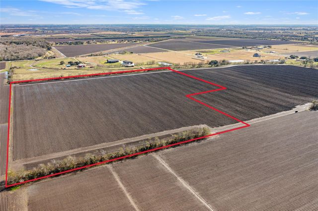 000 Reeh Rd, Needville, TX 77461