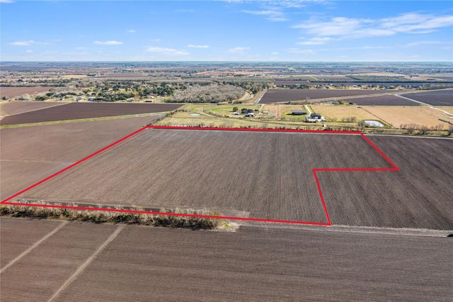 000 Reeh Rd, Needville, TX 77461