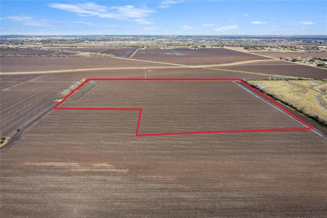 000 Reeh Rd, Needville, TX 77461