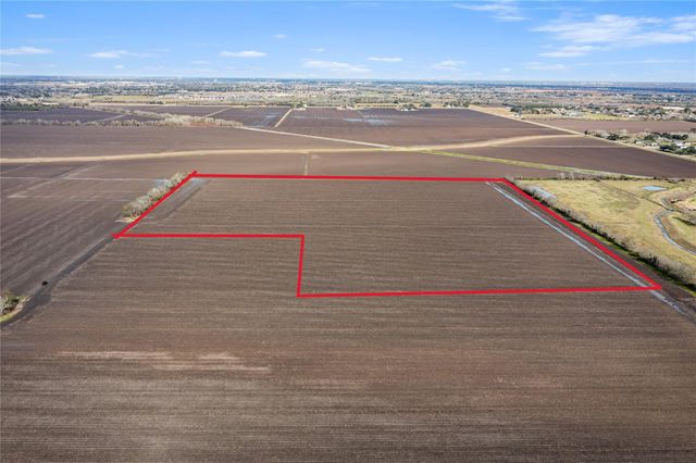 000 Reeh Rd, Needville, TX 77461