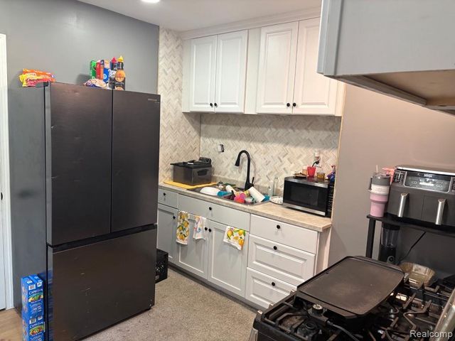 15113 Prest Street, Detroit, MI 48227