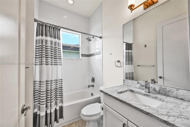 9706 Celtic Sea Ln, Delray Beach, FL 33446