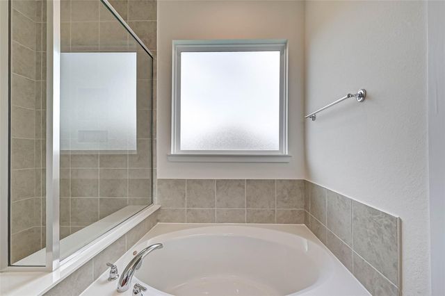 8022 Pinebrook Arbor Court, Richmond, TX 77740