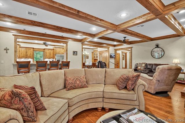 21271 N 4030 Road, Bartlesville, OK 74006