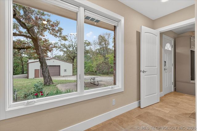 21271 N 4030 Road, Bartlesville, OK 74006