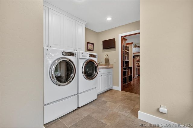 21271 N 4030 Road, Bartlesville, OK 74006