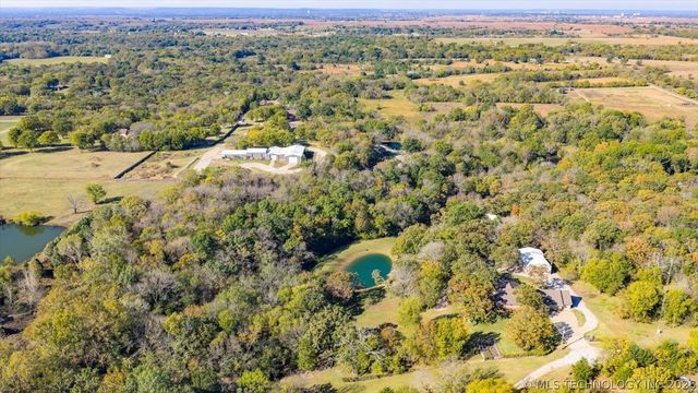 21271 N 4030 Road, Bartlesville, OK 74006