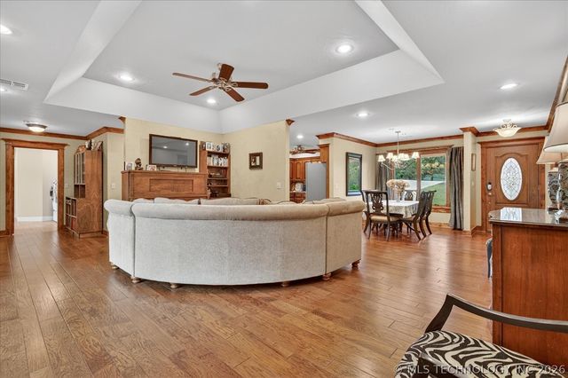 21271 N 4030 Road, Bartlesville, OK 74006