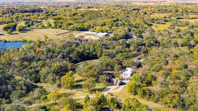 21271 N 4030 Road, Bartlesville, OK 74006