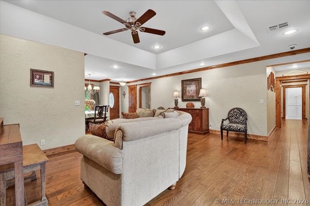 21271 N 4030 Road, Bartlesville, OK 74006