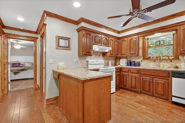 21271 N 4030 Road, Bartlesville, OK 74006