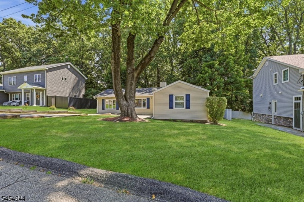 51 Memory Ln, Denville Twp., NJ 07834 — photo 3