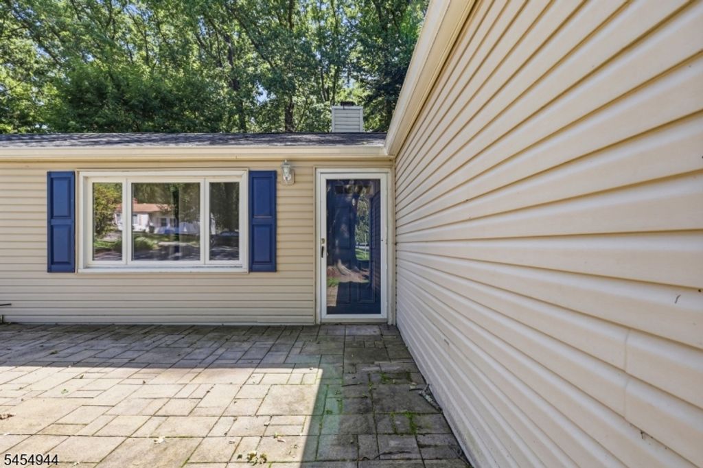 51 Memory Ln, Denville Twp., NJ 07834 — photo 4