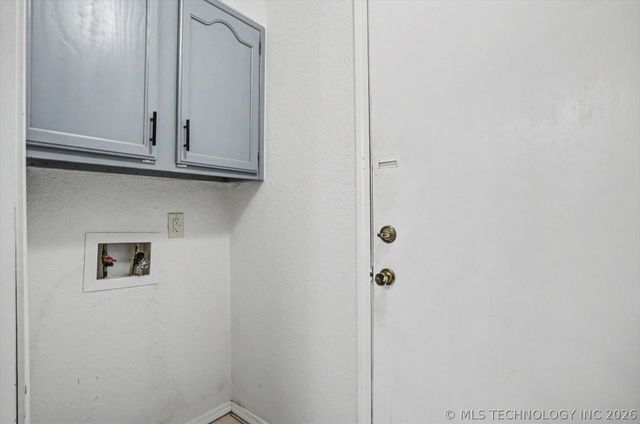 304 W Albuquerque Street S, Broken Arrow, OK 74011