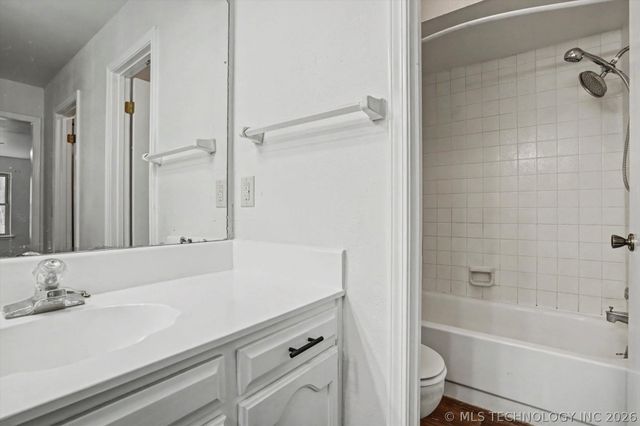 304 W Albuquerque Street S, Broken Arrow, OK 74011