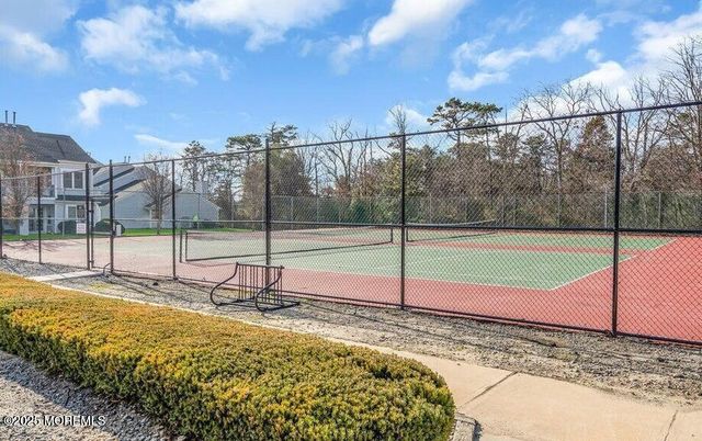 2415 Waters Edge Drive, Toms River, NJ 08753