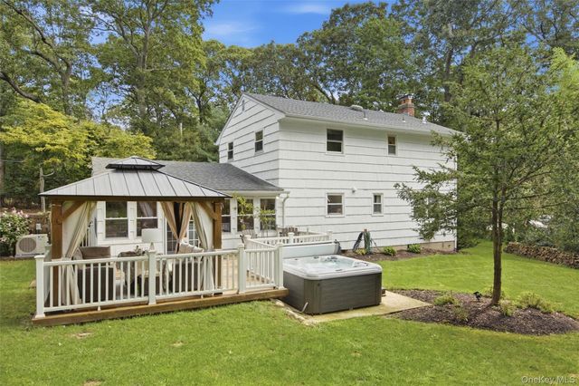 2 Mount Grey Road, Stony Brook, NY 11790