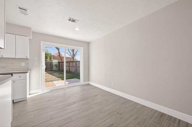 1223 Gentle Bend Drive, Missouri City, TX 77489