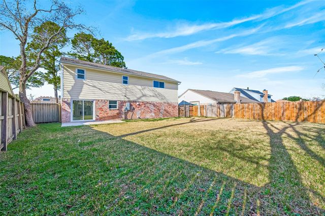 1223 Gentle Bend Drive, Missouri City, TX 77489