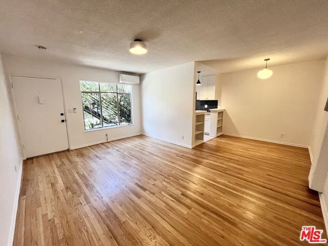 1420 17th Street 2, Santa Monica, CA 90404