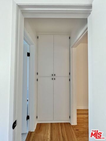 1420 17th Street 2, Santa Monica, CA 90404