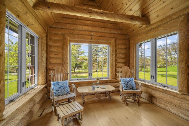 1206 Lakeview ROAD, West Bend, WI 53090