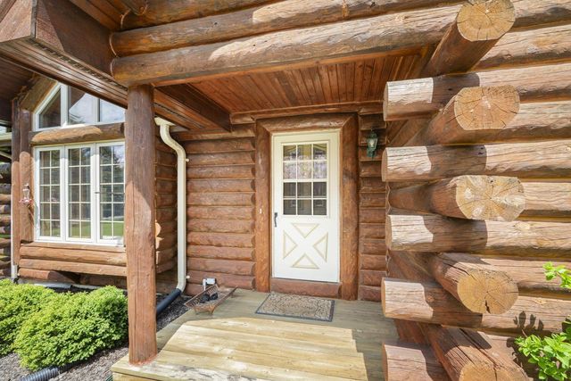 1206 Lakeview ROAD, West Bend, WI 53090
