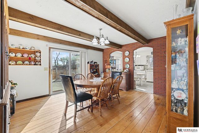 13935 Pierce Street, Omaha, NE 68144