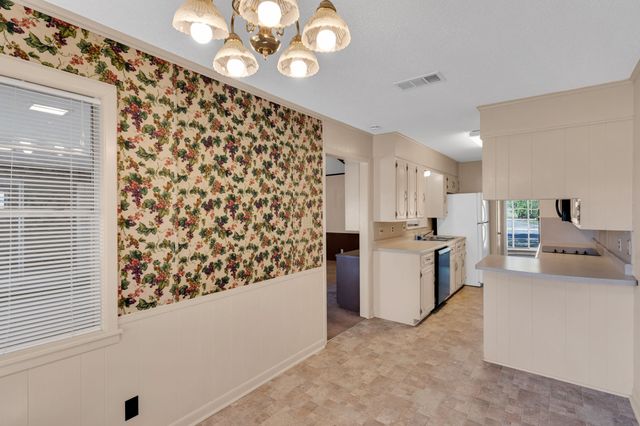 120 Mockingbird Lane, Hillsboro, TX 76645