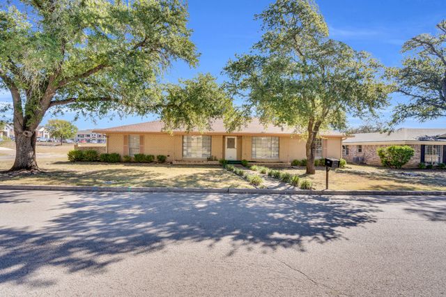 120 Mockingbird Lane, Hillsboro, TX 76645