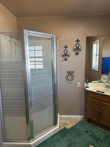 680 Evergreen Street, Borger, TX 79007