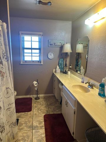 680 Evergreen Street, Borger, TX 79007