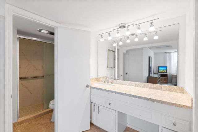 5200 N Ocean Blvd Apt 710, Fort Lauderdale, FL 33308