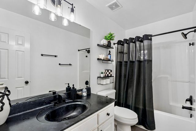 6638 Bent Creek Drive, North Charleston, SC 29420