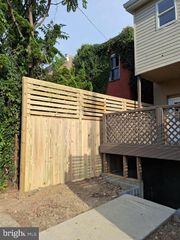 321 ELM ST NW, Washington, DC 20001