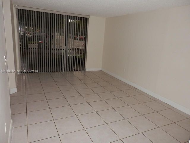 8365 SW 152nd Ave C-116, Miami, FL 33193