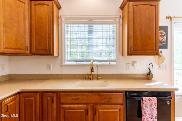 96 Thompson Street, Troy, NY 12180