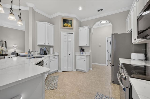 217 CREPE MYRTLE DRIVE, Groveland, FL 34736