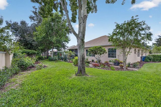 217 CREPE MYRTLE DRIVE, Groveland, FL 34736