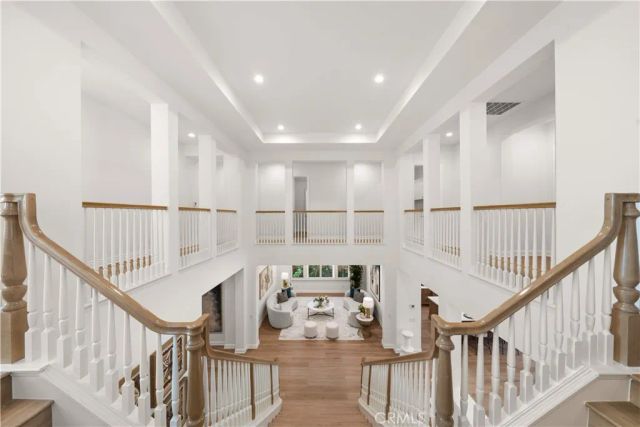 221 Clear Fls, Irvine, CA 92602