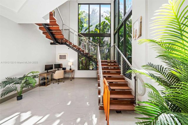 4185 Ventura Ave, Coconut Grove, FL 33133