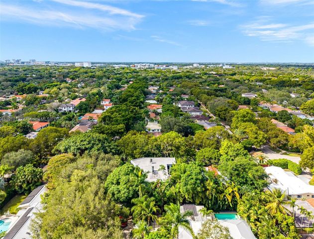 4185 Ventura Ave, Coconut Grove, FL 33133