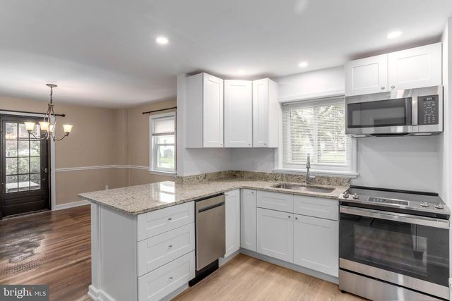 8 MARVILO AVE, Wilmington, DE 19805